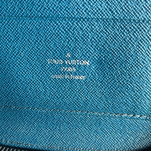 Louis Vuitton blue epi Infini organizer - Picture 6 of 14